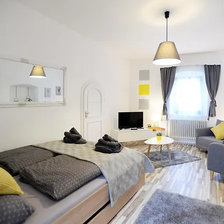 Castle Garden Apartamento