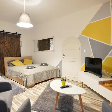 Castle Garden Apartamento *